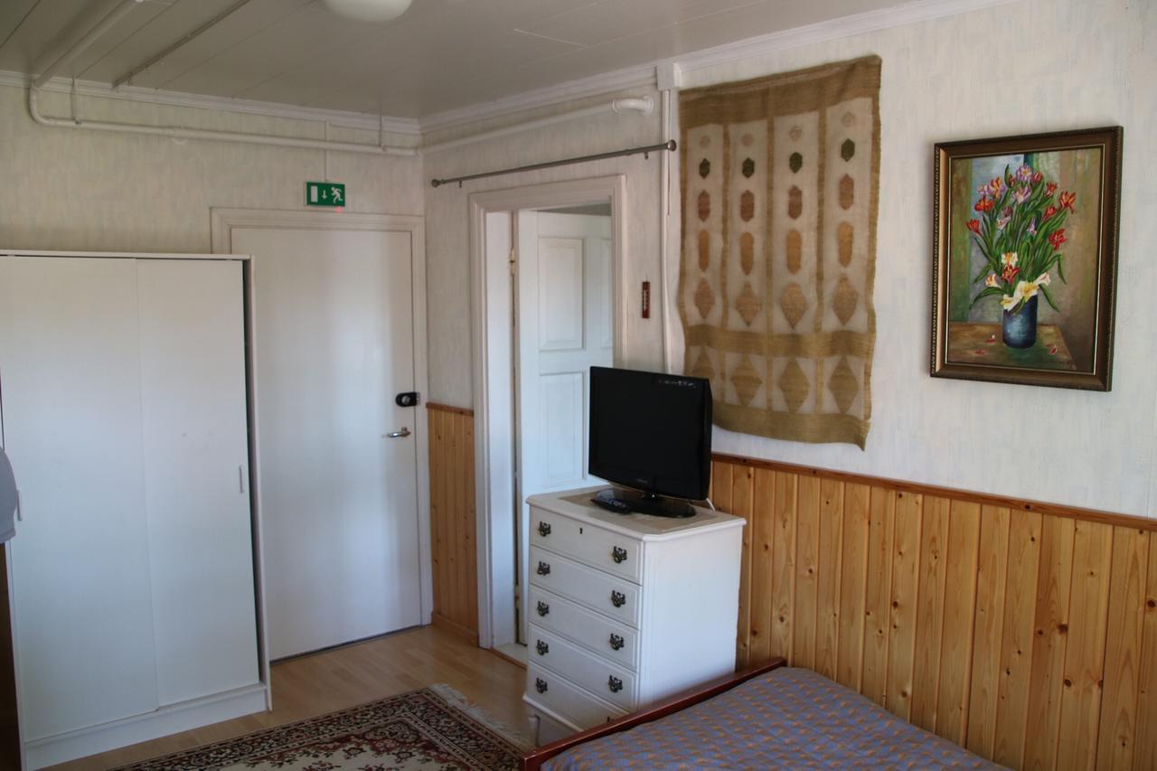 Kartano Hostel Kokemaki Exterior photo